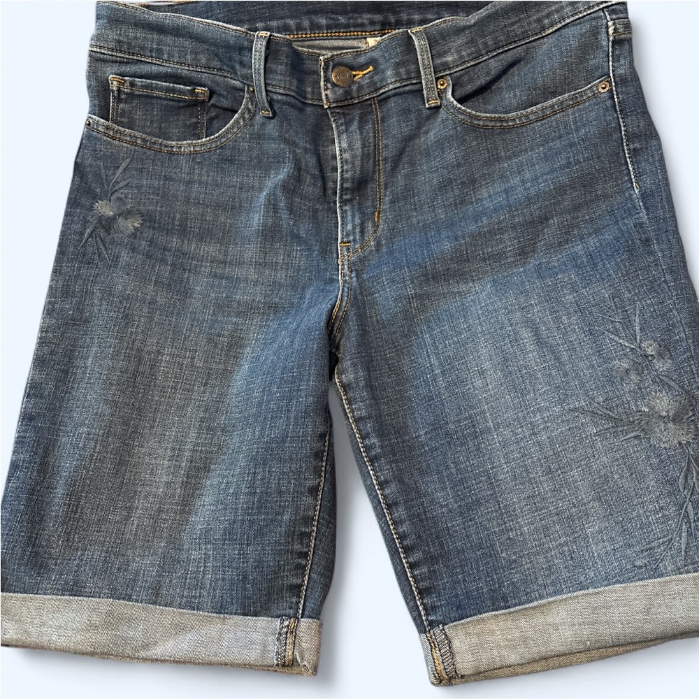 LEVIS Embroidered Shorts